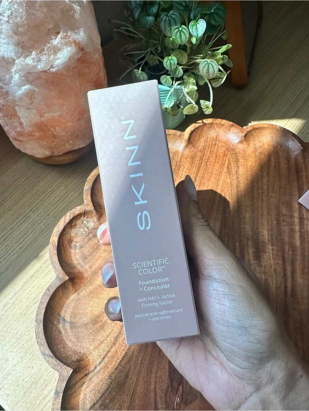 7W SKINN Scientific Color Foundation + Concealer — Warm Sand